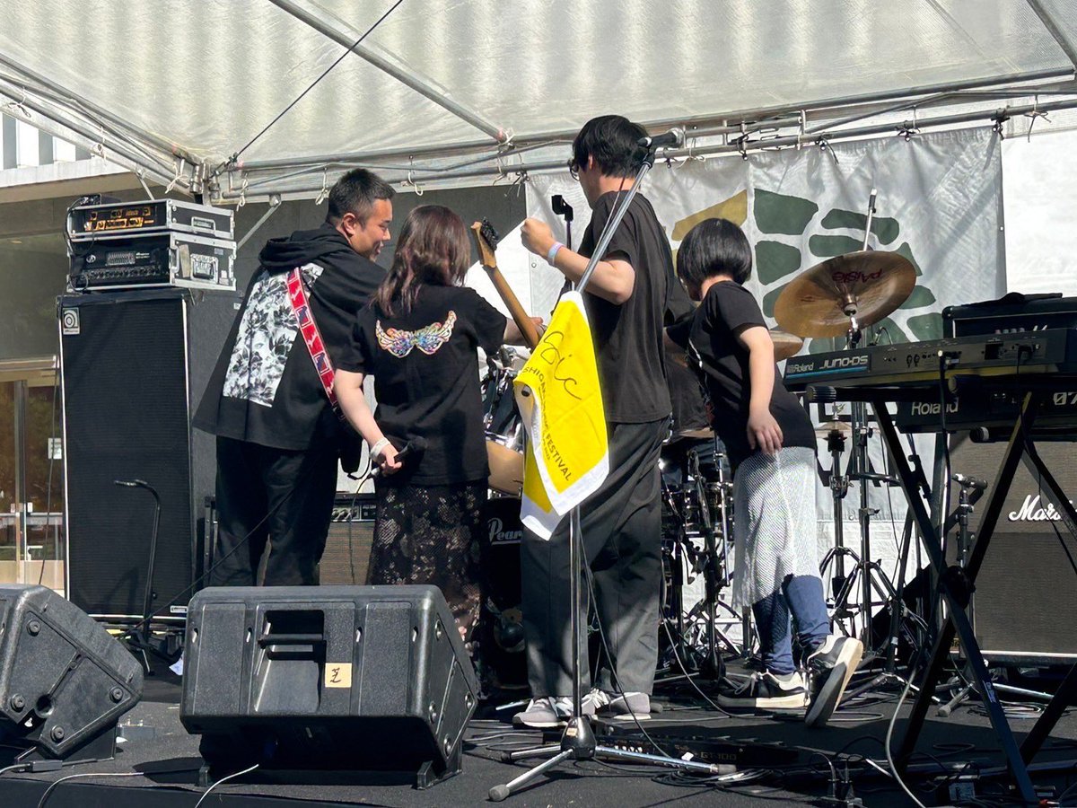 FRAiTH_'s tweet image. #いしがきミュージックフェスティバル でのFRAiTHを見にきてくださった方、足を止めて見てくださった方、本当にありがとうございました！

ステージから目にした景色は最高のものでした！早い時間だったのにもかかわらずたくさんの声援ありがとうございました！

#いしがきミュージックフェス