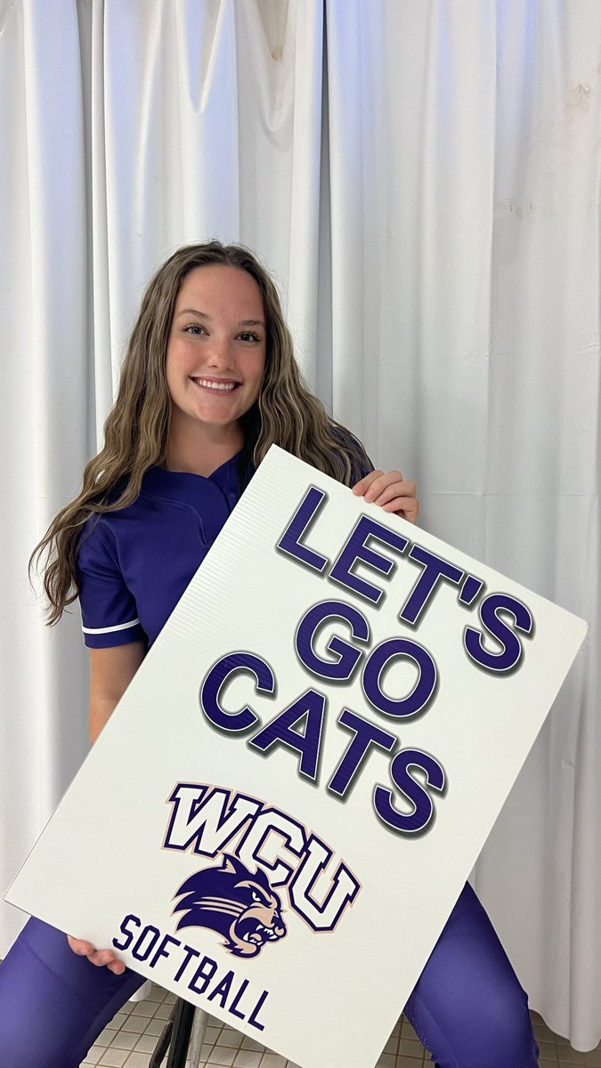 Autumn Russell tweet media