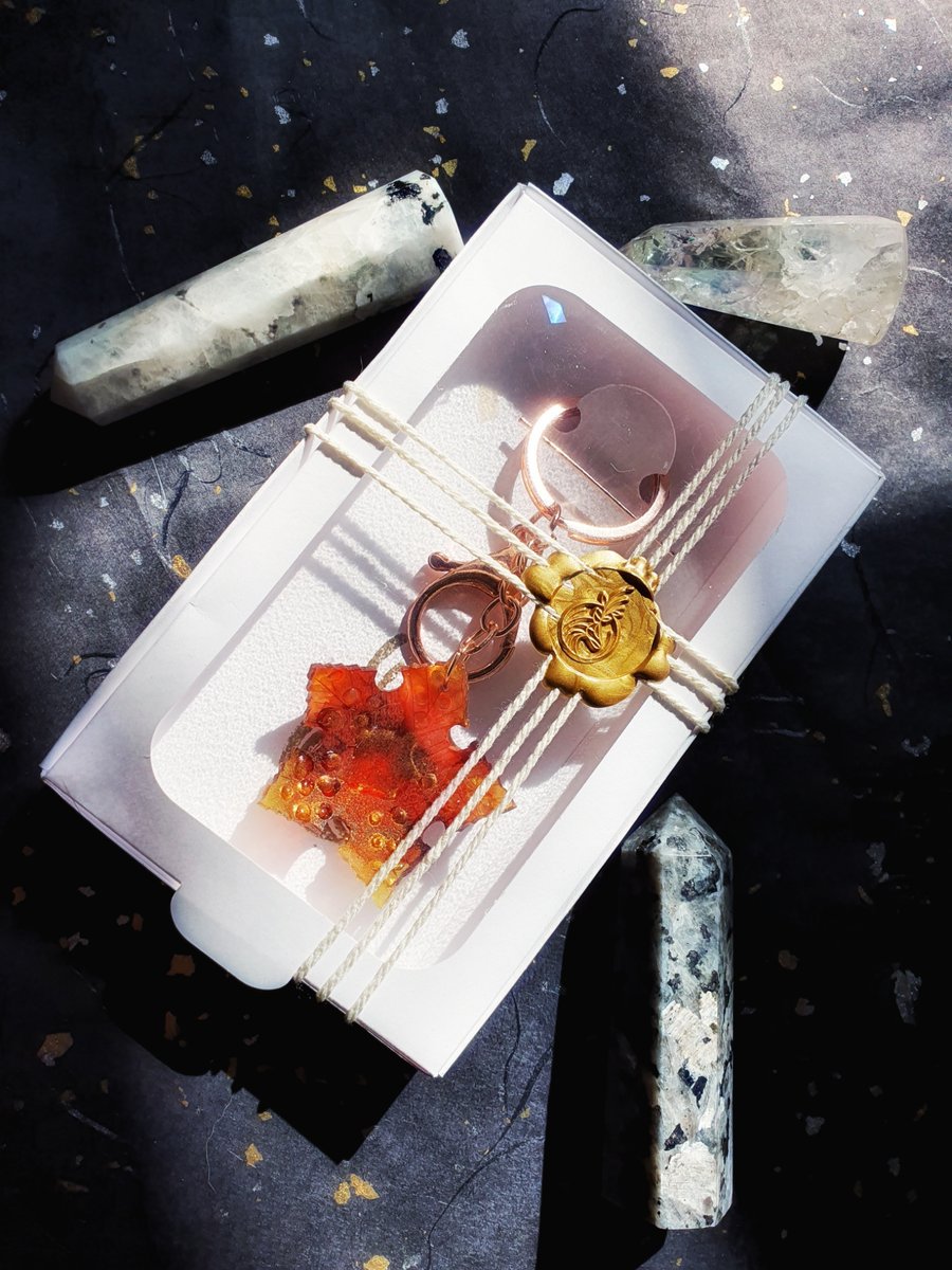 Get ready to FALL for our Limited Edition Pumpkin Spice Treestar all over again! 🍂🧡 They're back, and it's pumpkin-everything season! Share the Treestar love with a friend – it's time to spice up your style! 🎃✨ #PumpkinSpice #Treestar