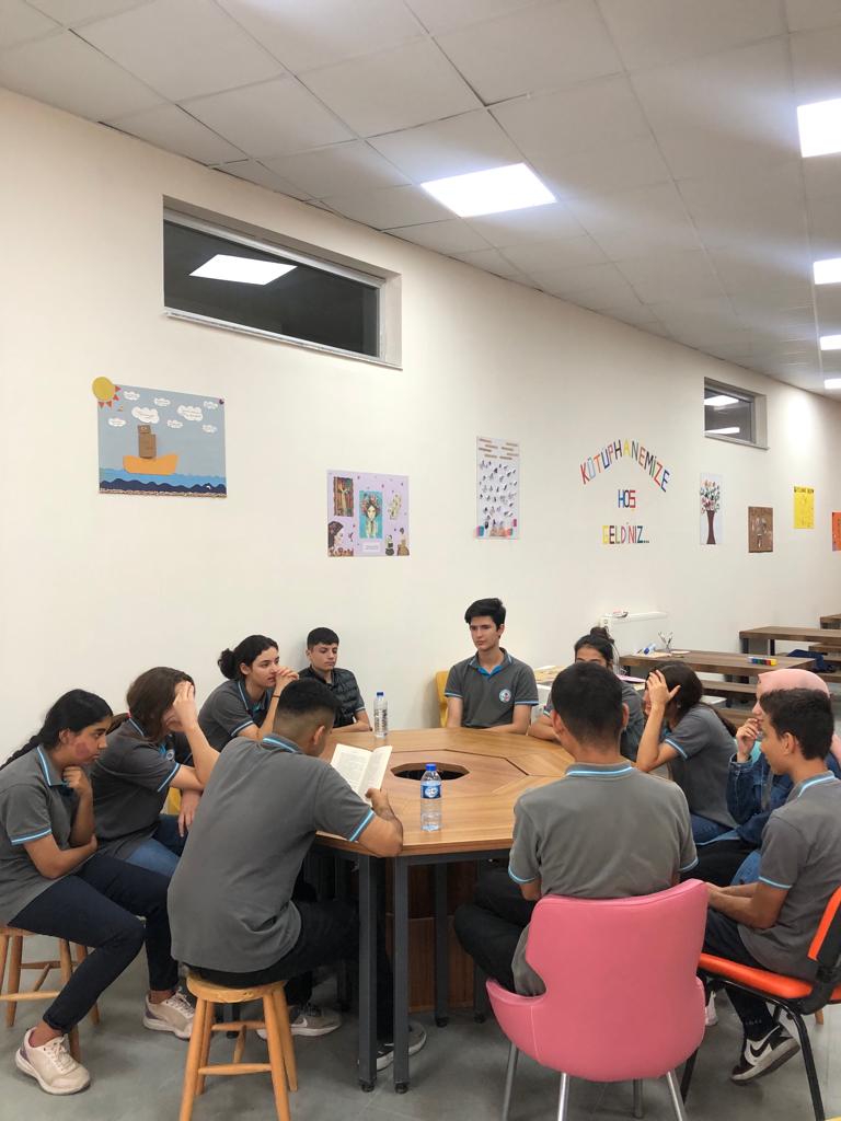 “Ben Okuyorum Gaziantep Okuyor” #BenOkuyorumGaziantepOkuyor <a href="/kemalcebervali/">Kemal Çeber</a> <a href="/yasintepe/">Yasin TEPE</a> <a href="/Gaziantep_MEM/">Gaziantep İl Millî Eğitim Müdürlüğü</a> <a href="/sahinbeymem/">Şahinbey İlçe Milli Eğitim Müdürlüğü 🇹🇷</a> <a href="/Gantepokuyor/">Ben Okuyorum, Gaziantep Okuyor Projesi</a> <a href="/fatih_turkhan/">Fatih TÜRKHAN</a> <a href="/ugur_cellat/">ugur cellat</a>