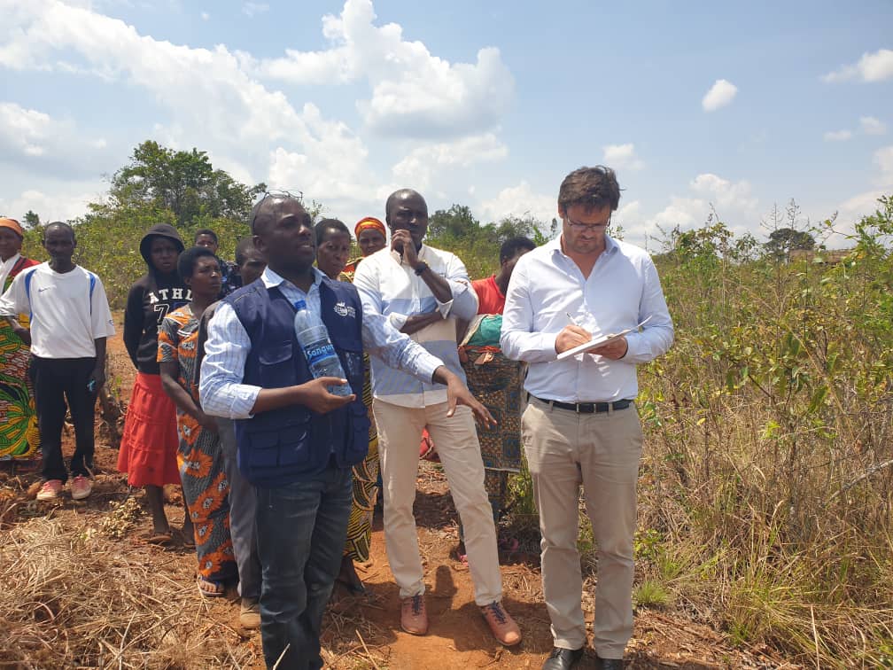 franceauburundi's tweet image. Visite à Kigamba (Cankuzo) du &quot;Projet innovant d&apos;amélioration de la production agricole à travers la valorisation des déchets par lombricompostage&quot; porté par World Future Active et financé par @franceauburundi à hauteur de 120 millions BIF dans le cadre du dispositif #PISCCA