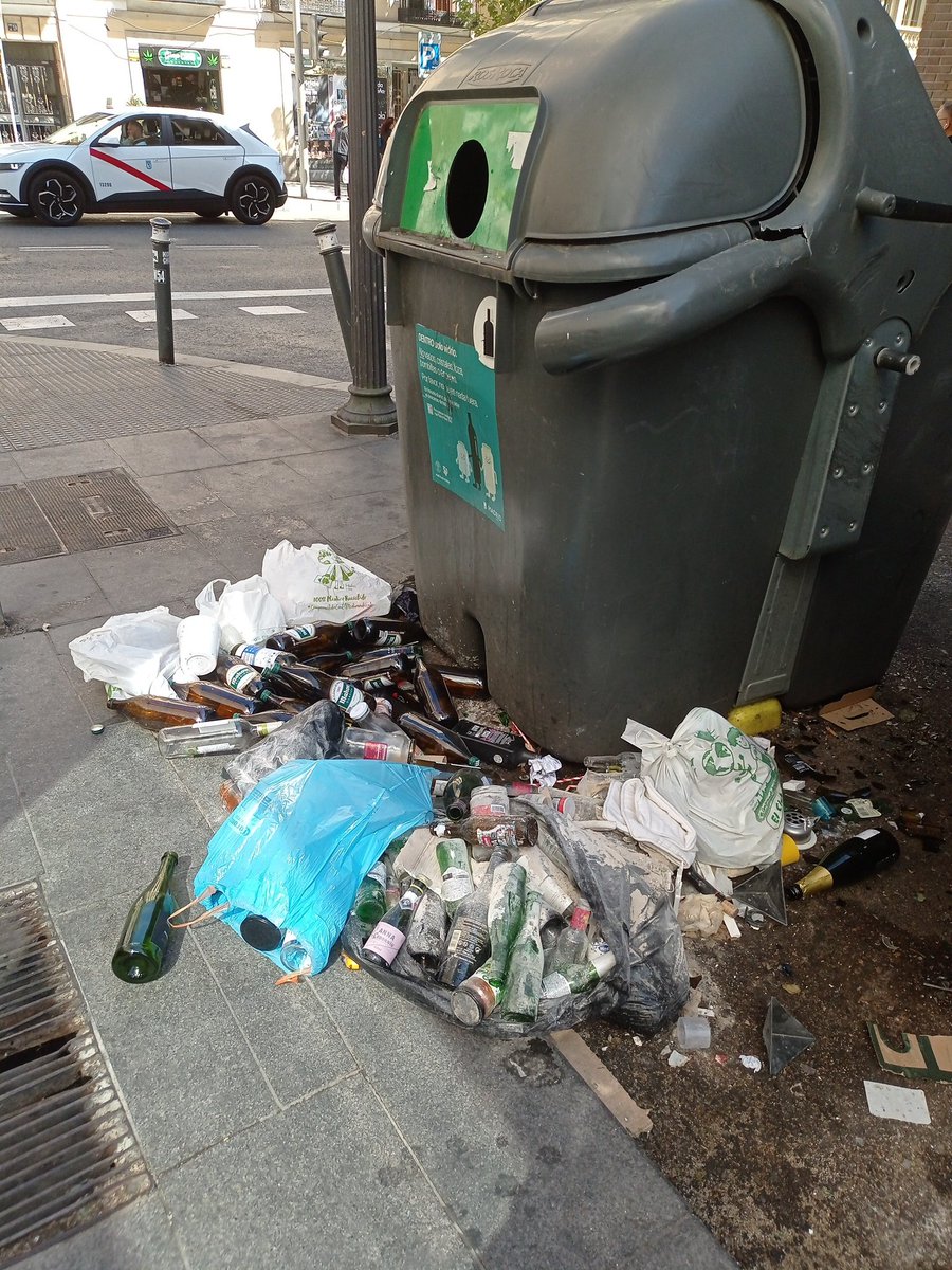 SOS SOL Y LETRAS tweet media