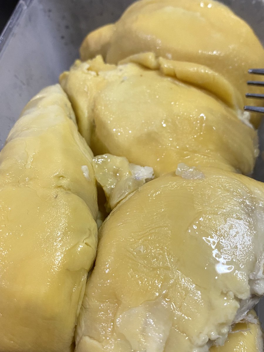 thisGRACEofGOD's tweet photo. Durian-dose from ate @dvjymbrcn kamsahamnida 🥰 https://t.co/ewS30n80t8