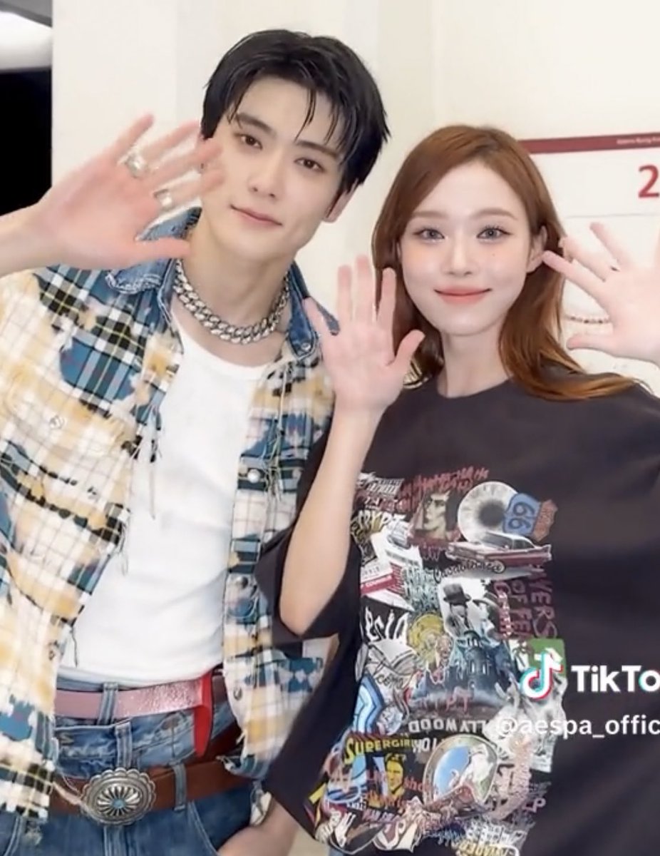 Jaehyun and Winter are so cuteㅠㅠ they’re like brother and sister 🥹