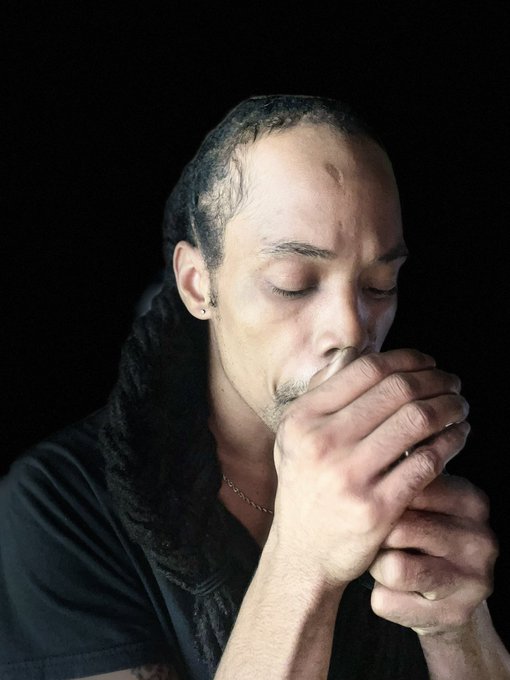 Wake n Bake #bday tomorrow https://t.co/7LgPDq8DVq<a href="/tag/bday"class="tags">#bday</a>