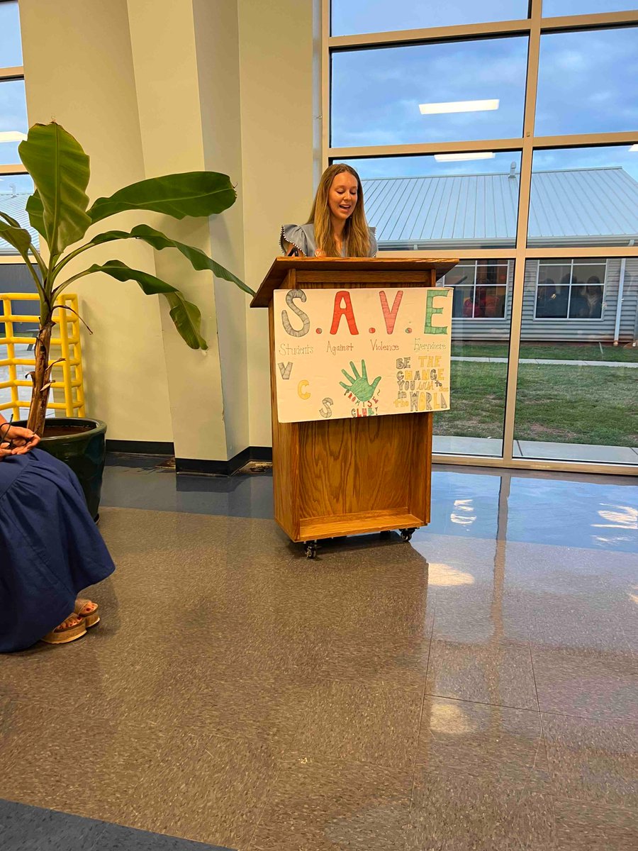 vancecharter's tweet image. SAVE: Students Against Violence Everywhere!

Our High School chapter kicked off with an opening ceremony this morning. The Middle School SAVE club has been active for a few years and we are so excited to now have a High School SAVE Club, too!