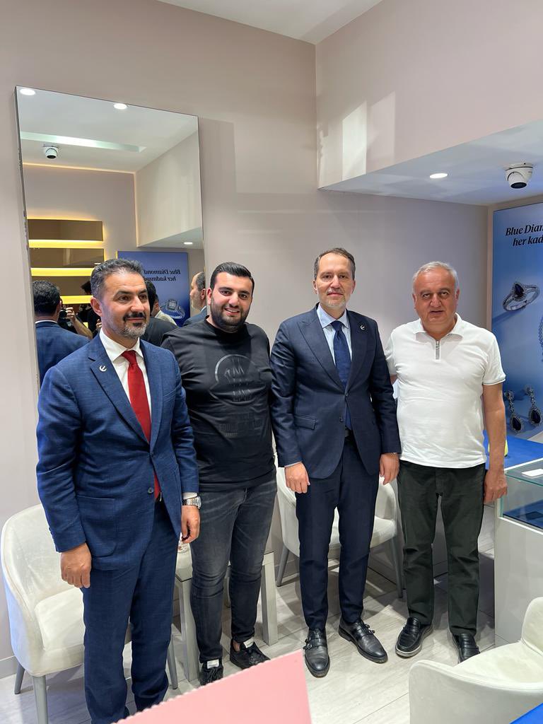 SfrMrt's tweet photo. Yeniden Refah Partisi Sayın Dr. Fatih Erbakan Genel Başkanın İş Yerimize Yapmış Olduğu Ziyaretten Dolayı Teşekkür Ederiz https://t.co/31OEf1qFPr
