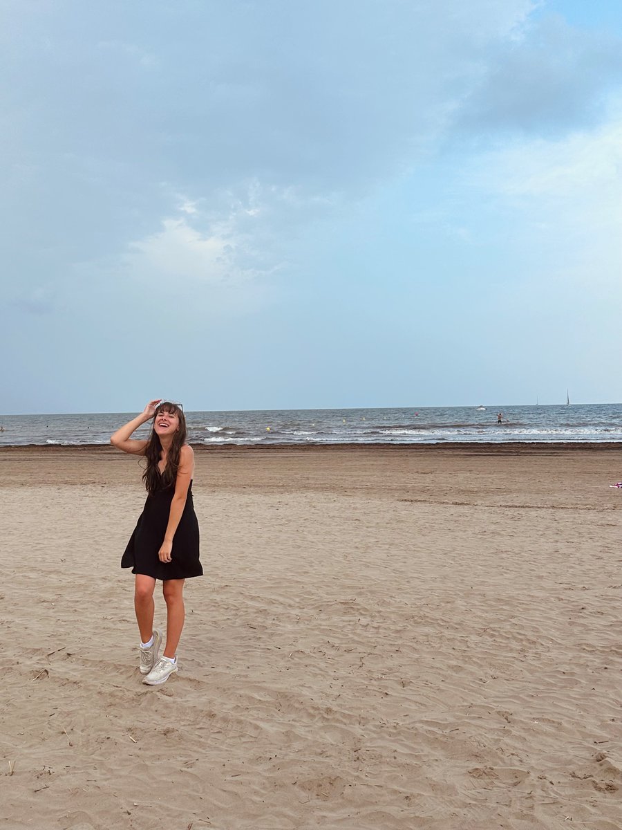 that feeling when you’re in the place that inspired your pirates + Latina magic ya fantasy novel the day before ✨the announcement✨ drops

#WritingCommunity #vaguepublishingtweet