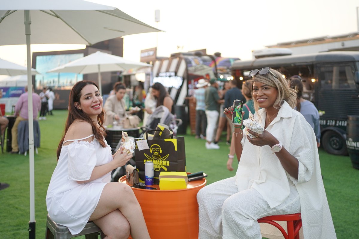 DubaiBoat's tweet image. Hey #DubaiInternationalBoatShow, you’re a snack! Our visitors enjoy delicious food and drinks from all around the world at our Eats-A-Gram zone.
#boatshow #BoatShow2023 #funtimes
