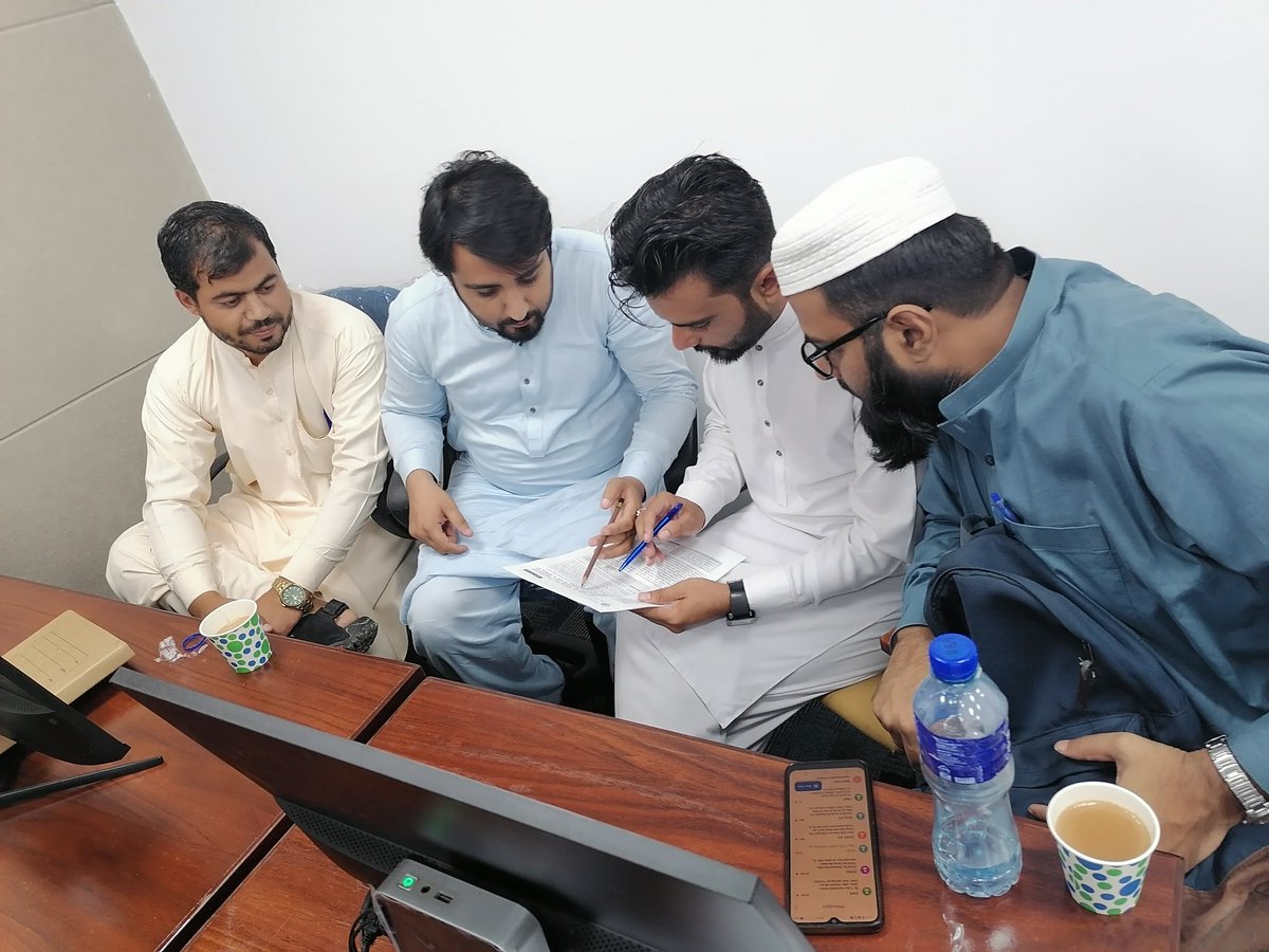 KMUJOURNAL1's tweet photo. #PeerReview #PeerReviewWeek #PeerRevWeek23 #FutureofPeerReview #ResearchQuality #Pakistan https://t.co/dzfhmfZIzh