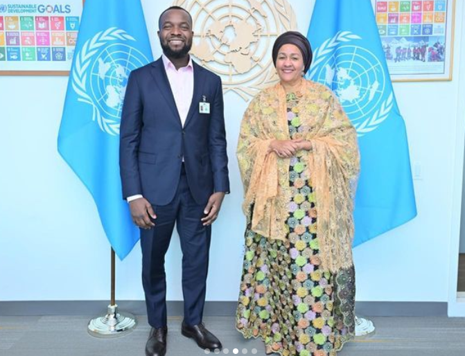 CTProductionsco's tweet photo. The government is paving the way for fintech innovation and investment. At a tech event, Minister Bosun Tijani highlighted the thriving Nigerian fintech scene with millions in VC funding. The future looks promising for tech exports and capital growth.

#createthepower https://t.co/3G2QxpavT1