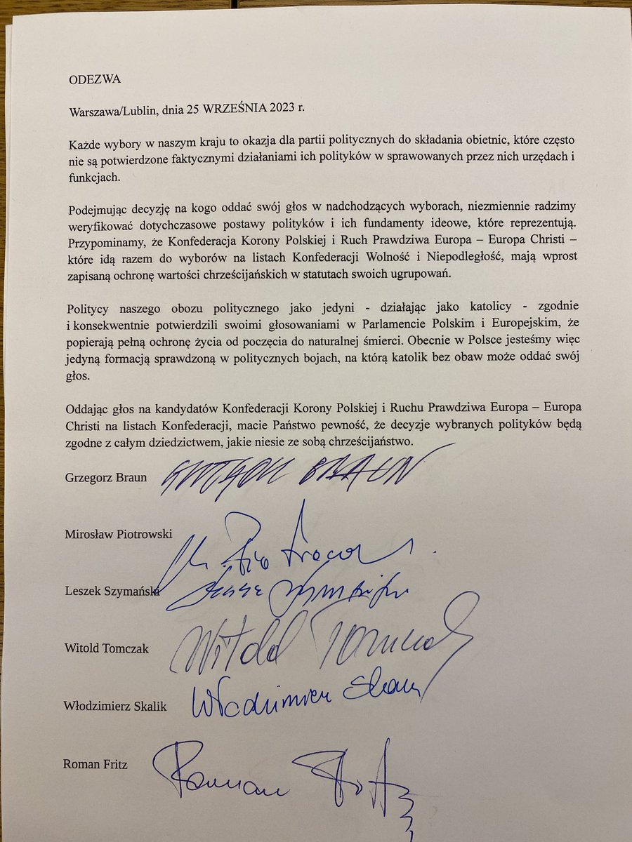 GrzegorzBraun_'s tweet photo. Dziś podpisana ODEZWA DO KATOLIKÓW👇Wraz z ⁦@mir_piotrowski⁩ ⁦@WitoldTomczak⁩ ⁦@Wlodek_Skalik⁩ ⁦@Roman_Korona bronimy życia, tradycji i praw Kościoła w PL🇵🇱 Głosujcie na kandydatów ⁦@KoronyPolskiej⁩ na listach ⁦@KONFEDERACJA_⁩ #DrużynaBrauna👍 https://t.co/J9OCumiC1E