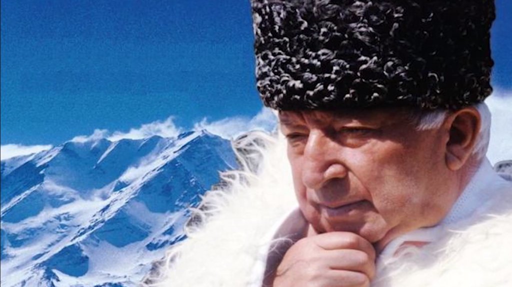 Юбилей Расула Гамзатова отметили в 30 странах russkiymir.ru/news/317997/