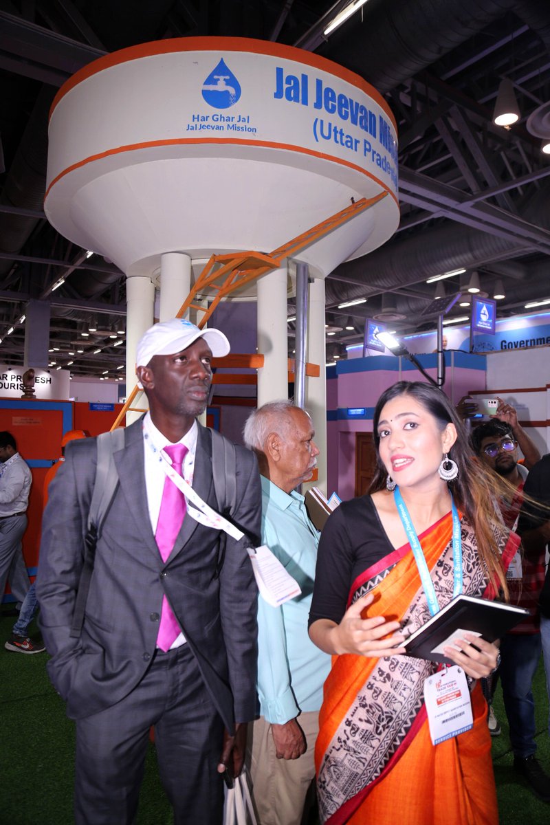 #UPCM श्री <a href="/myogiadityanath/">Yogi Adityanath</a> जी के कुशल मार्गदर्शन में ग्रेटर नोएडा में आयोजित 'UP International Trade Show' में सरकार के विभागों के लगे स्टॉल देश-दुनिया से आए अतिथियों के समक्ष 'नए उत्तर प्रदेश' की छवि को प्रदर्शित कर रहे हैं।

इस क्रम में 'जल जीवन मिशन' के अंतर्गत 'हर घर जल