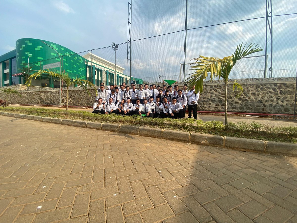 absor_mu's tweet photo. Tiga hari yang menyenangkan dan mengenyangkan
Tidak sesulit yang dibayangkan
Berproses seperti yang diharapkan
Dan meraih mimpi yang diinginkan
Tetap yakin
Rencana Tuhan tidak akan mengecewakan
Terimakasih

#pkkmbunwahas 
#unwahas 
#mahasiswa https://t.co/iPcdmmcRBV