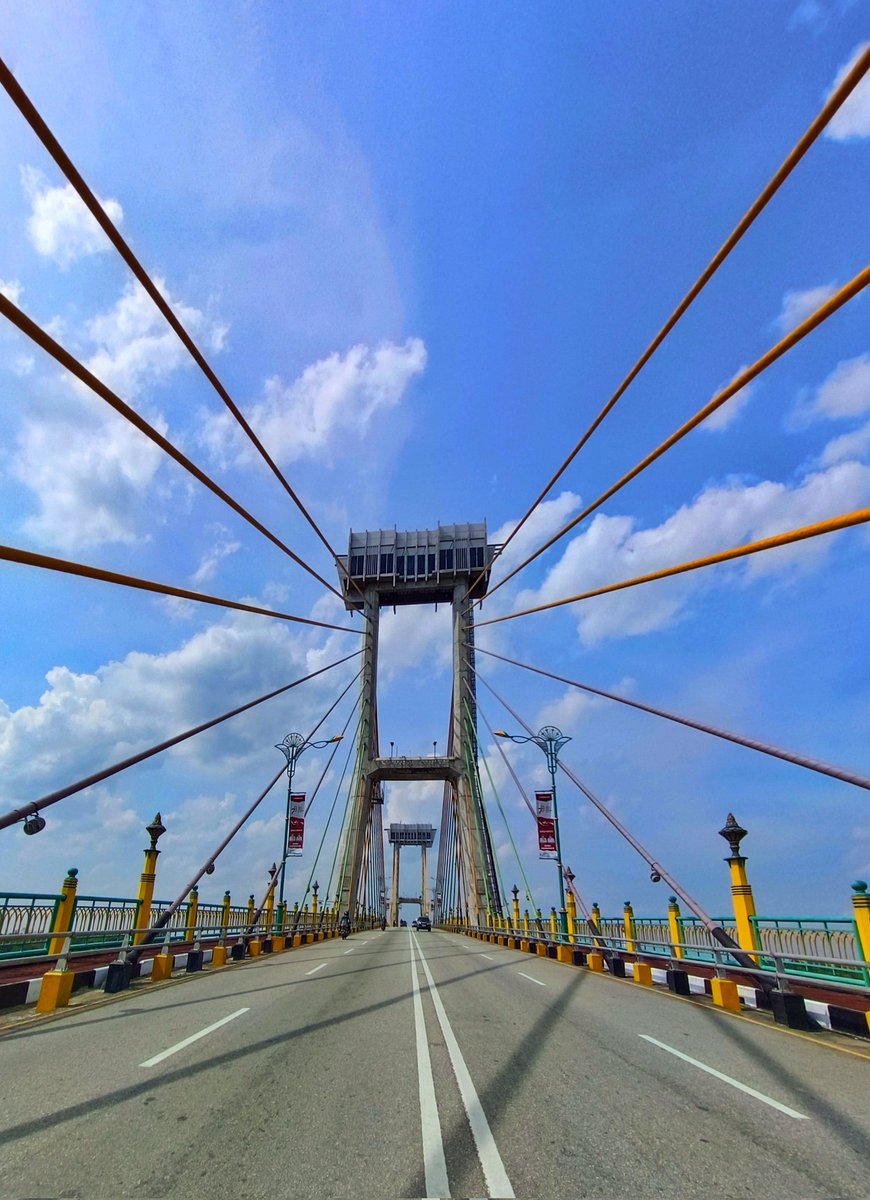 Siak Sri Indrapura Bridge
f2/28