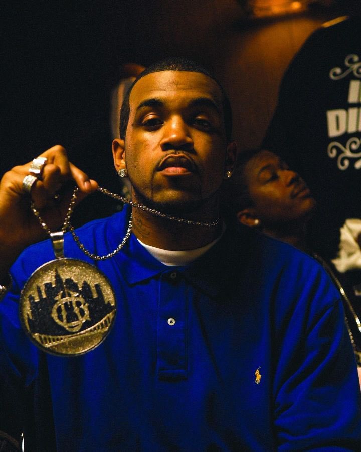 RealVerbalKint's tweet photo. Lloyd Banks with his iconic G-Unit chain and blue Polo Ralph Lauren shirt shot by Ray Tamarra.

Money In The Bank video shoot in Los Angeles, June 28, 2006.

@Lloydbanks #BlueHefner https://t.co/lNoEUUOGyT