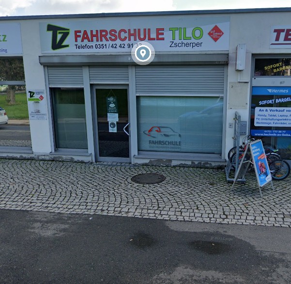 +++ Achtung: Nazi-Fahrschule in #Cotta/#Löbtau +++

Seit 2022 befindet sich auf der Raimundstraße 1 in #Dresden#Cotta die Fahrschule Tilo Zscherper.

Deren aus Pirna stammende Inhaber Thomas Sattelberg ist kein Unbekannter, sondern einer der führenden Neonazis in #Sachsen

Thread