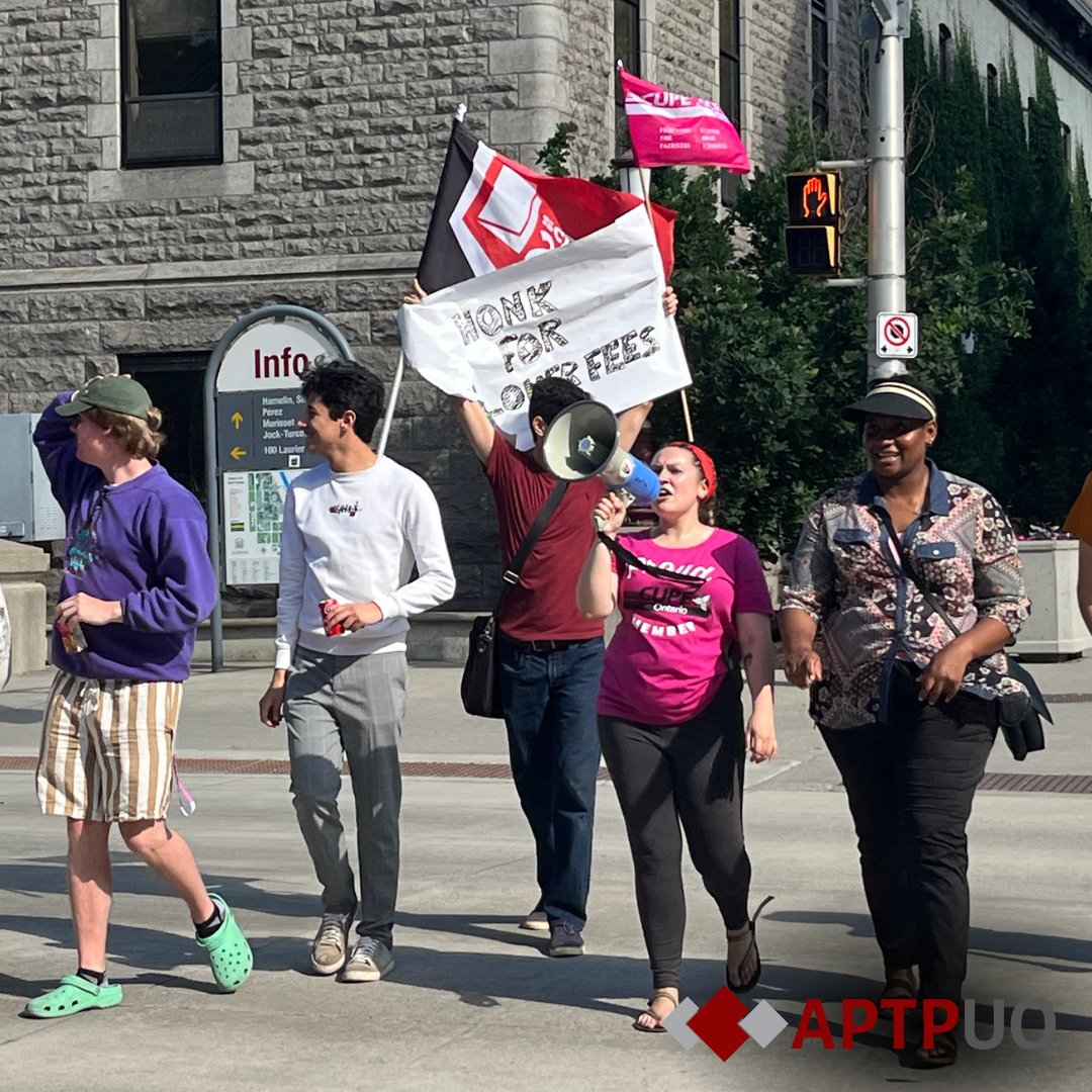 APTPUO (@aptpuo) on Twitter photo (English in thread)
Soyez des nôtres demain (mardi) pour dire à <a href="/uOttawa/">Université d'Ottawa | University of Ottawa</a> que ça suffit les coupes budgétaires !
Plus de détails ici : aptpuo.ca/wp-content/upl…
Signez la pétition ici : actionnetwork.org/.../quality-ed…...
<a href="/APUOtt/">APUO</a> <a href="/seuo_uosu/">Syndicat étudiant uOttawa Students' Union</a> <a href="/GSAED94/">uOttawa GSAÉD</a> <a href="/scfpcupe2626/">SCFP-CUPE 2626</a> (English in thread)
Soyez des nôtres demain (mardi) pour dire à <a href="/uOttawa/">Université d'Ottawa | University of Ottawa</a> que ça suffit les coupes budgétaires !
Plus de détails ici : aptpuo.ca/wp-content/upl…
Signez la pétition ici : actionnetwork.org/.../quality-ed…...
<a href="/APUOtt/">APUO</a> <a href="/seuo_uosu/">Syndicat étudiant uOttawa Students' Union</a> <a href="/GSAED94/">uOttawa GSAÉD</a> <a href="/scfpcupe2626/">SCFP-CUPE 2626</a>
