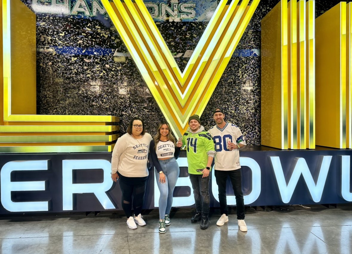 Ashley Macapagal tweet media