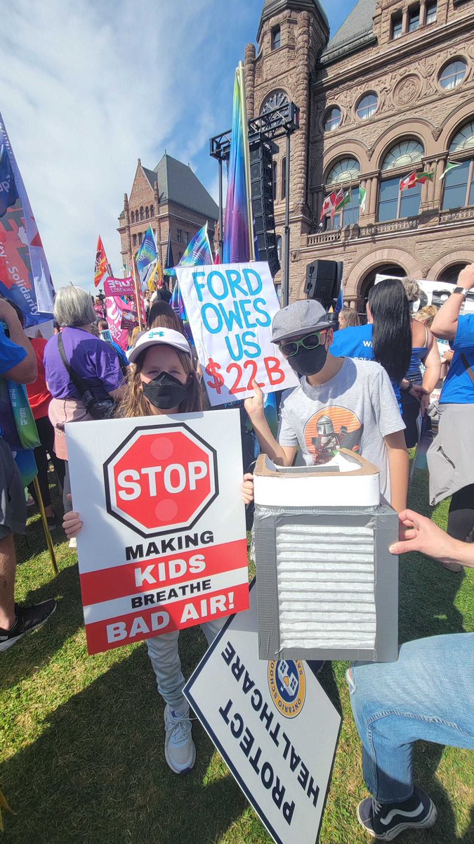 Kids today, change makers tomorrow! They’re well aware of clean air's importance for their health, well-being &amp; their education. They understand the need for protecting hospitals &amp; public healthcare. 

Their voices matter, and we're here to advocate with &amp; for them. Way to go!