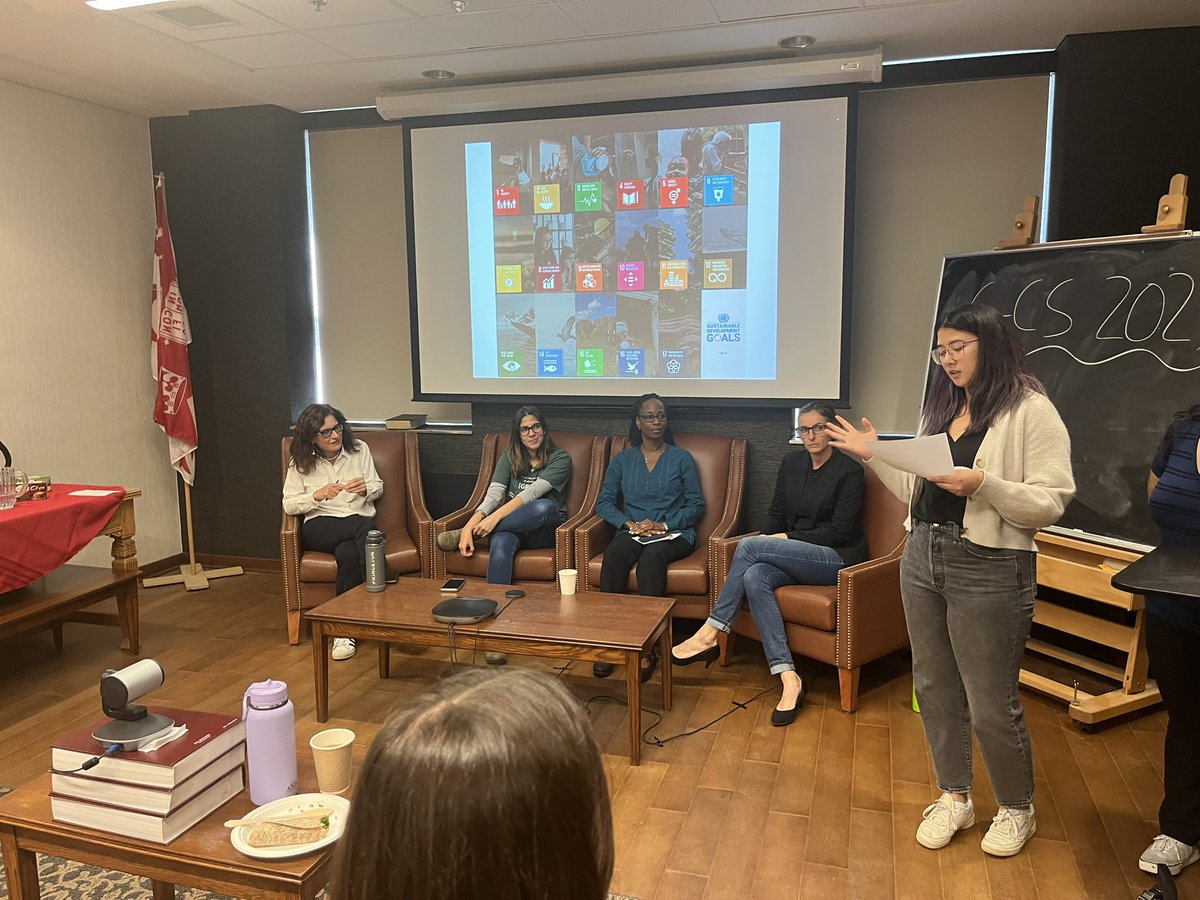 Really cool to have @GCS_Day on campus at @McGillChemistry org by @GreenChemMcGill featuring Clara Santato, @juliana_lvidal Kimberly John and Flavia Visenti @create_seed #Sustain4all #YouGalsRock 🌱