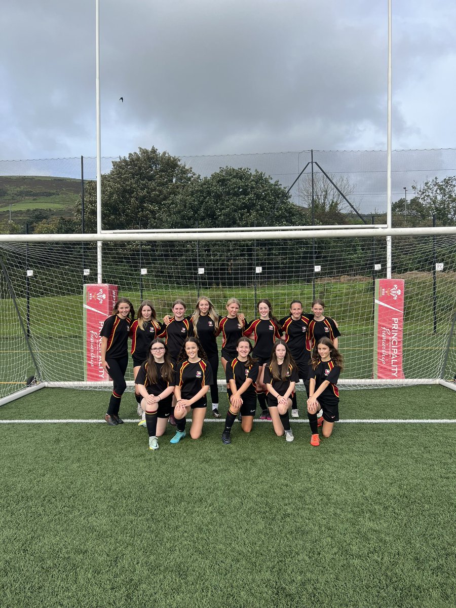 YCB_PESport's tweet image. Well done to the Under 15s Girls Team today in their Welsh Cup tie. Great team work and encouragement played throughout 🙌🏼❤️‍🔥 #calon #showyourCARDS