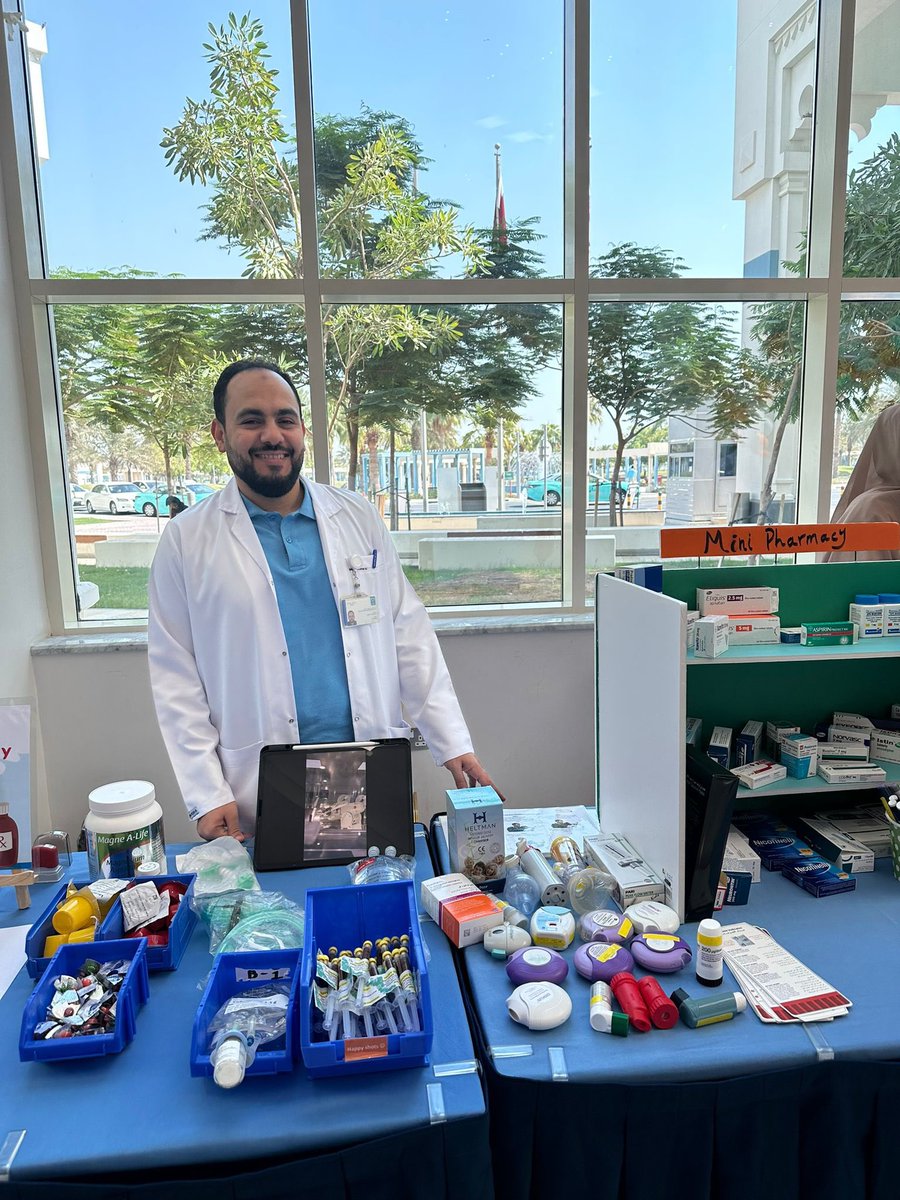 World pharmacist day 2023 💐🌸