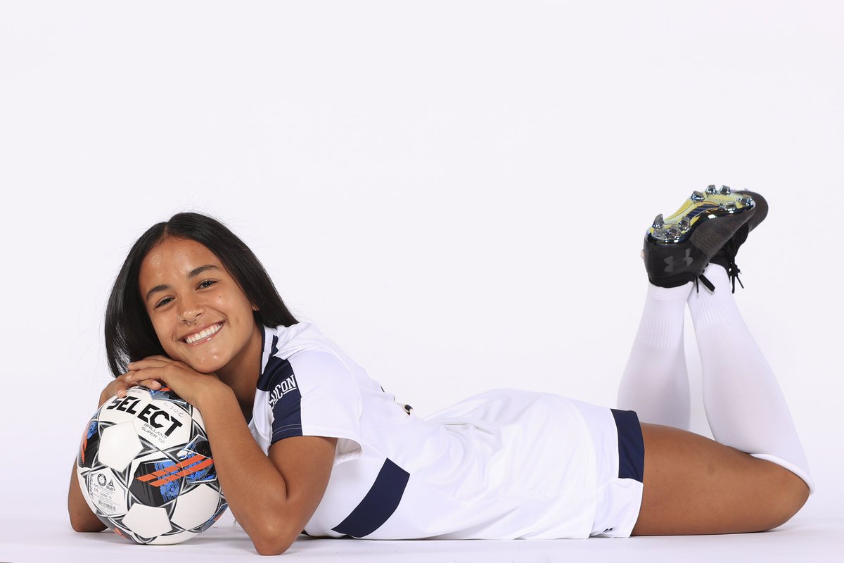 UNCGWSoccer's tweet image. Join us in wishing happy birthday to junior Mel Herrera🎊🎉🎉 
#letsgoG