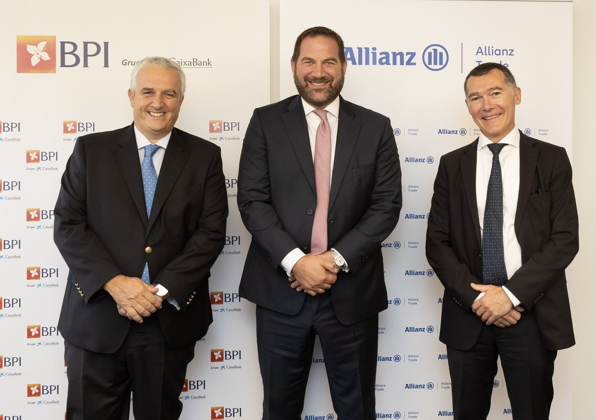 It’s official! Following regulatory approval we now own 100% of COSEC, the #TCI leader in Portugal.

Thank you to all the teams at COSEC, <a href="/banco_bpi/">Banco BPI</a> &amp; #AllianzTrade who worked tirelessly to make this happen. Here’s to many more years of helping our customers #TradeWithConfidence!