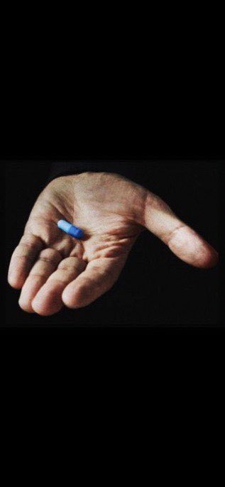 qhxwz_'s tweet photo. 🔴Red Pill - Your team wins the UCL
🔵Blue Pill - Your nation wins the World Cup

Which pill are you taking?🤔 https://t.co/I9LXMvLtAJ