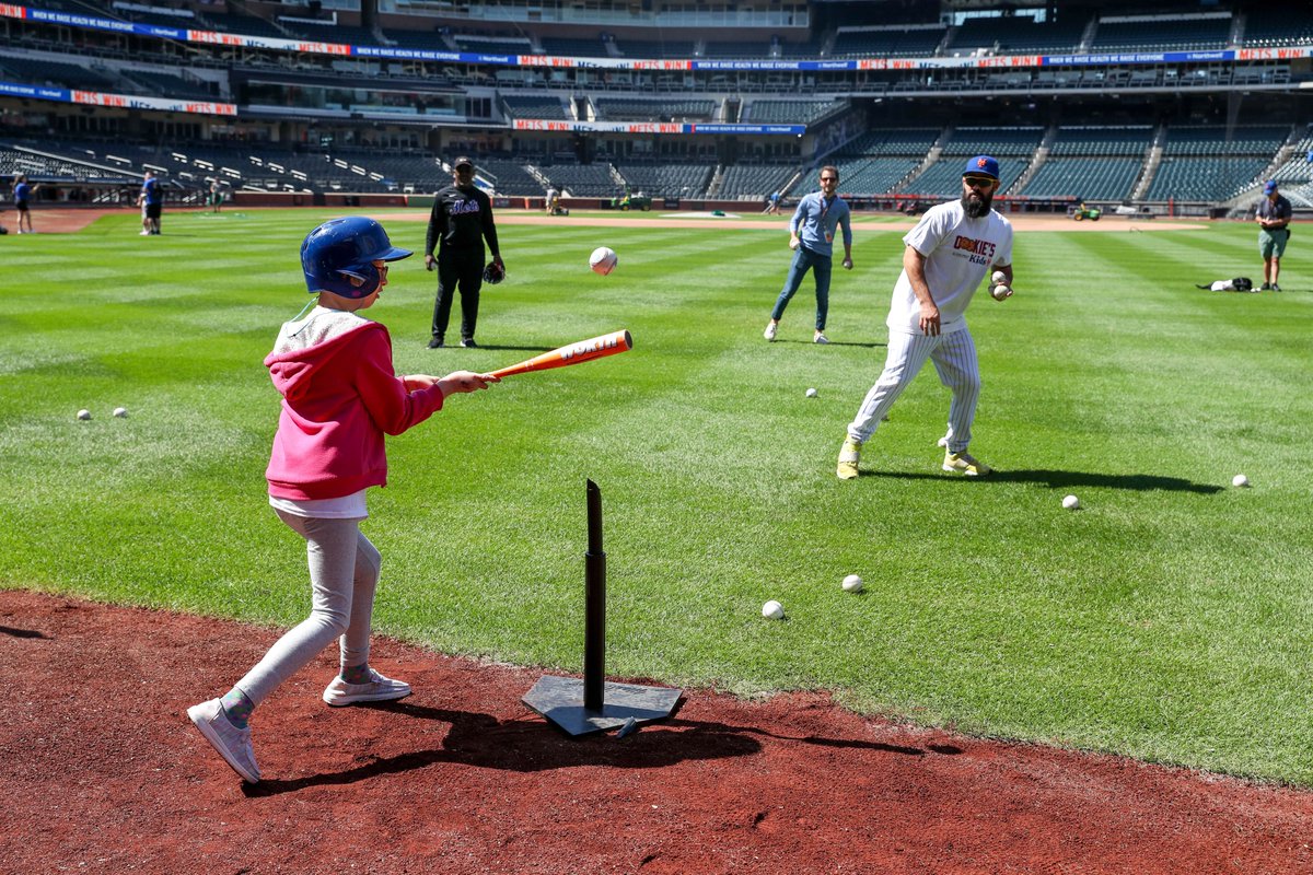 Amazin' Mets Foundation tweet media