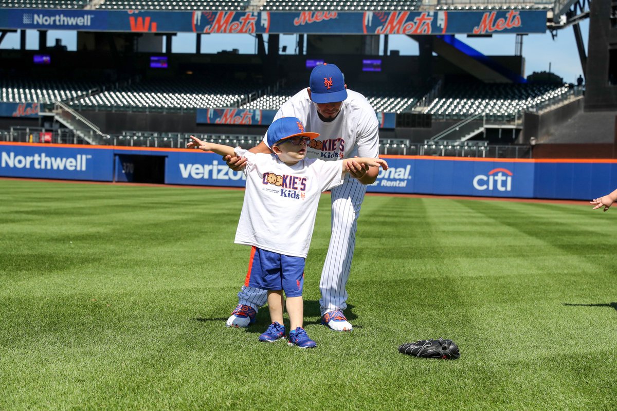 Amazin' Mets Foundation tweet media