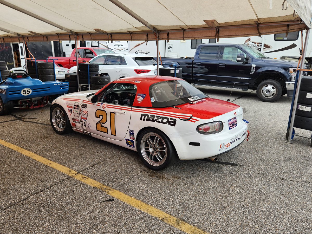 TheKrothRoads's tweet image. The Wood Brothers built a Mazda?
#SCCA
#Runoffs2023
#FunWithCars
#NASCAR