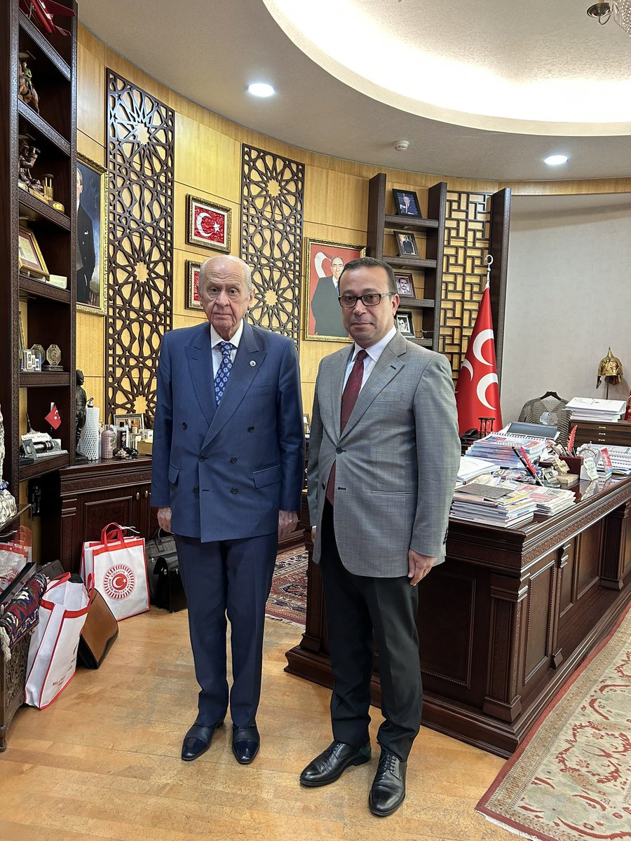 Allah başımızdan eksik etmesin..<a href="/dbdevletbahceli/">Devlet Bahçeli</a>