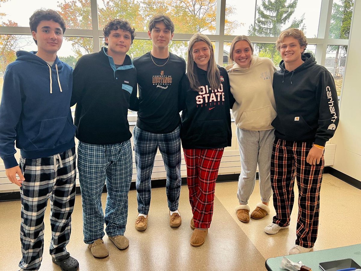 NorthvilleEDU's tweet photo. Homecoming Week! 
PJ Day! 
📸Photo Dump 1

#NPSWorldofPossibilities #NHSHoco #Homecoming #PJDay @nhsstangs1 #GoMustangs #SchoolSpirit https://t.co/y1QxiEQMvL