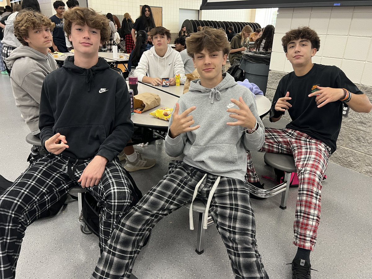 NorthvilleEDU's tweet photo. Homecoming Week!
PJ Day! 
📸Photo Dump 2

#NPSWorldofPossibilities #NHSHoco #HomecomingWeek #PJDay #SchoolSpirit #GoMustangs @nhsstangs1 https://t.co/UboCMI4r2k