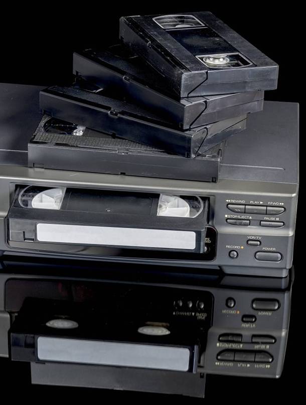 Si todavía conservas valiosas cintas VHS y no quieres que su contenido se pierda para siempre contacta con nosotros para digitalizarlas antes de que sea demasiado tarde! +info en digitalyecla.es/web/capturadig…