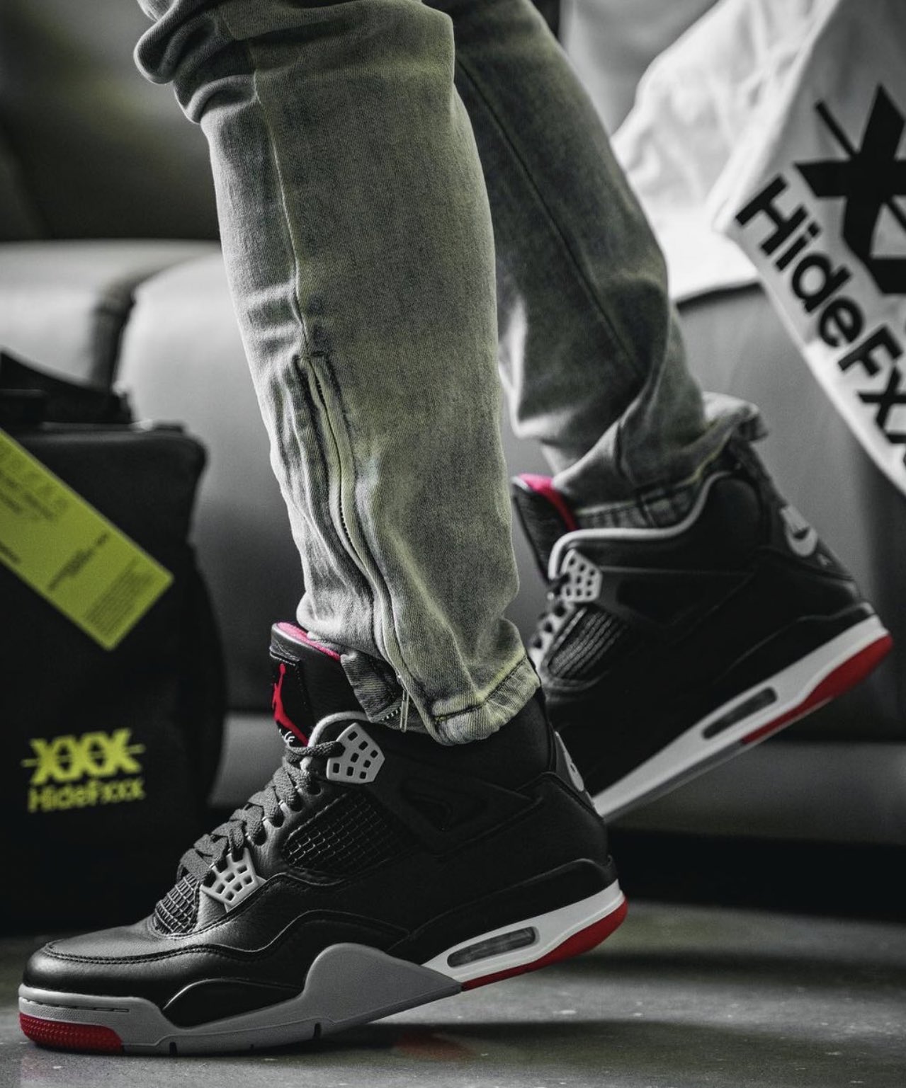 Jordan 4 bred with jeans sales