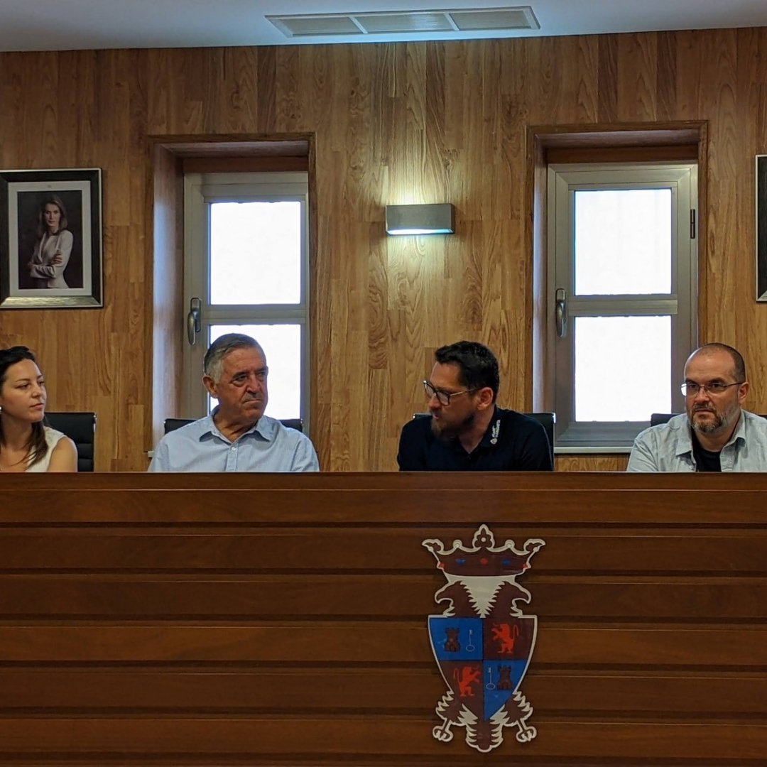 🎭 𝙏𝙝𝙚𝙖𝙩𝙧𝙚 𝙤𝙛 𝙇𝙚𝙜𝙚𝙣𝙙𝙨 🎭

Proyecto Erasmus+ con jóvenes de Purchena y Harghita (RO) con el objetivo de resaltar la importancia del teatro como herramienta educativa para los jóvenes, en materia de respeto y diversidad. 

2021-1-RO01-KA210-YOU-000031067