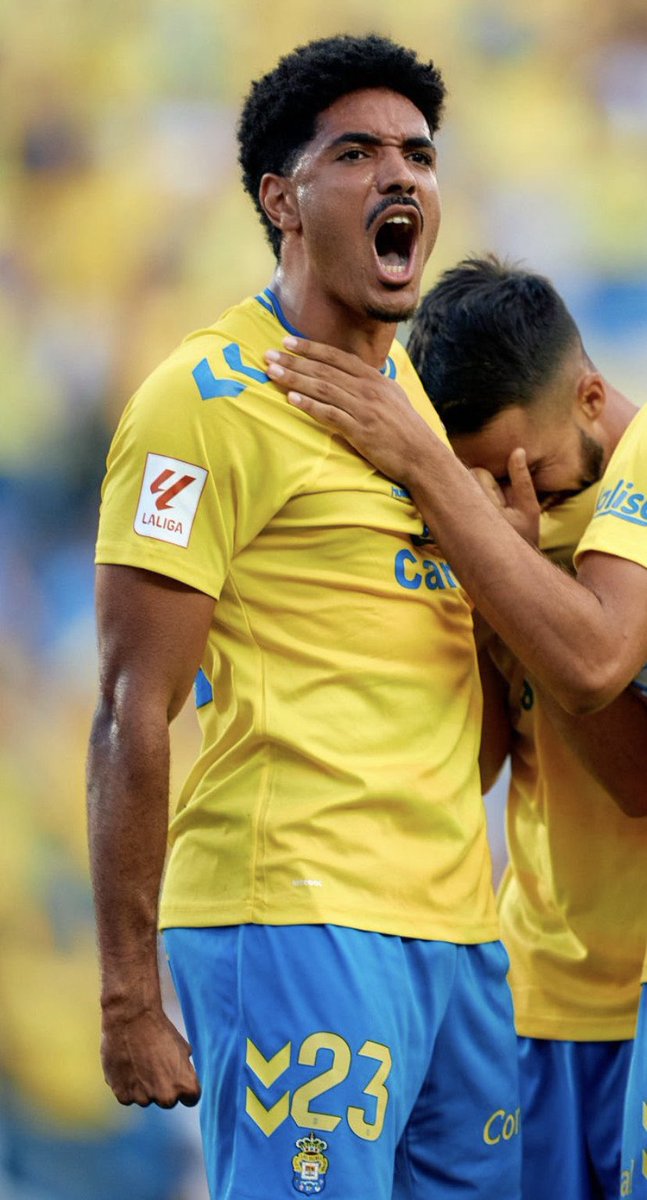 SaulBCoco's tweet image. Primera victoria de la temporada en casa. Gracias a toda la afición por el apoyo y aliento ¡Estamos en el camino!💪🏾💛💙