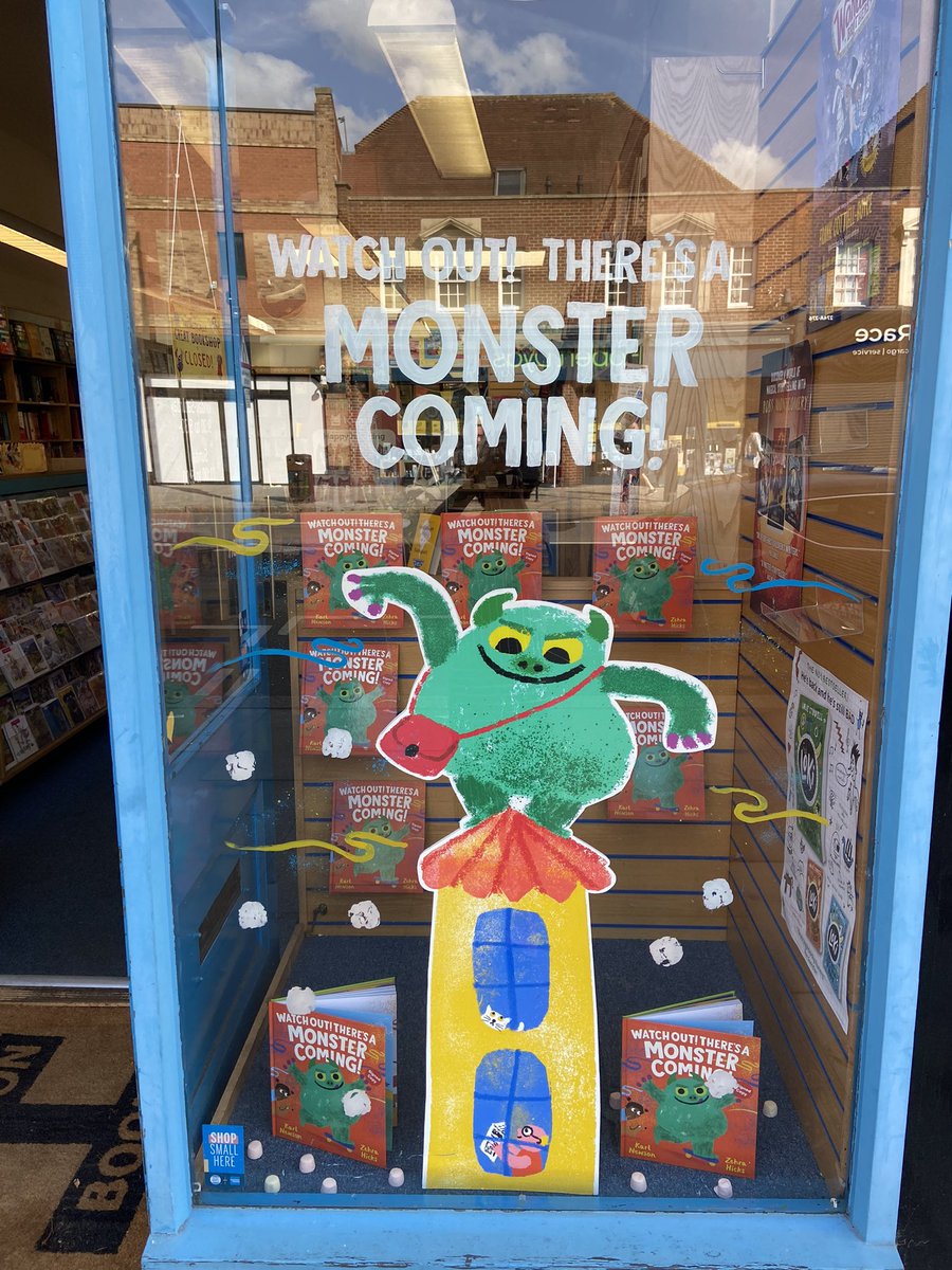 zehrahicks's tweet image. Watch Out! There’s A Monster Coming! returns to a bookshop window in London! Thanks so much for having me this morning @sheenbookshop There are plenty of signed copies to purchase just in time for Halloween month!  😈👺🎃👻💀 @AndersenPress @Karlwheel #signedbooks