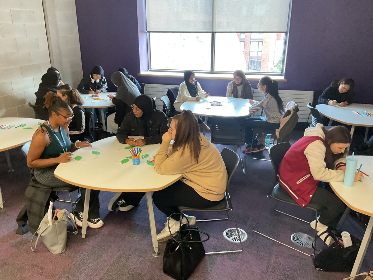 Gemma_Kirby1's tweet image. What a lovely Induction day with our new Level 4 ‘Early Childhood Studies’ students! Some really interesting contributions to our ‘Hopes &amp;amp; Fears Tree’ too! 🌳 @UCBChildEd @UCBofficial  @UCBTandL