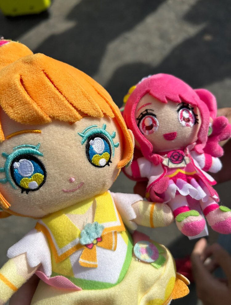 setsunafresh's tweet photo. 【横浜プリキュアパレード感想③】
というわけでとても楽しかった一日でした
中華街のパレード一緒に見てくれたルートくん(写真左)
二人で一緒に写真撮ってくれたぷああくさん
公園で会話してくれたいけさん
会うって言ってなかったのにいきなり話しかけても話してくれたはるち(写真右)
↓ https://t.co/rxWExAYIh4
