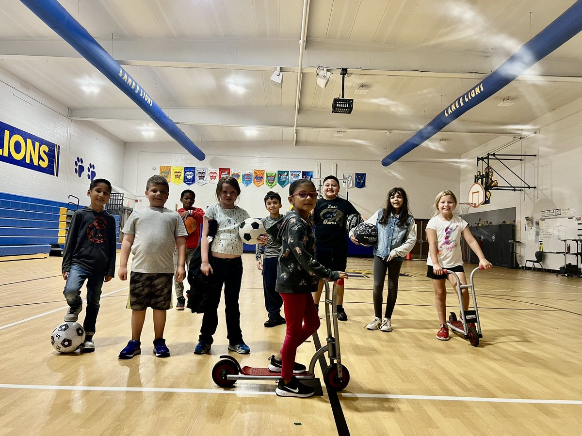 Marvelous start to a Monday with this crew that earned some bonus time in the gym 🤩🥳😁 #lane126 #weare126