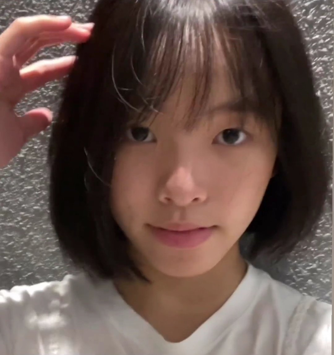 Meisha61109339's tweet photo. 想和大鸡巴秒射男做 #射屏 #cumtribute #嫩逼 #嫩穴  #炮架 #母狗 #精厕 #母畜 #淫荡 #反差婊 #调教 #骚货 #辱骂 #淫妻 #绿奴 #文爱 #意淫 #调教 #熟女 #女m #足控 #文爱 #反差母狗 #淫妻 #羞辱 #意淫 #骚母狗 #公交车 #淫荡 #腿  #恋腿 #吞精 #福利姬了 #媚黑 https://t.co/Kd5g63JOYy