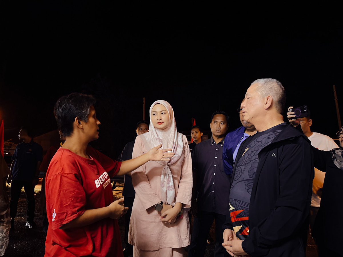 youngsyefura's tweet photo. Terima kasih YAB TPM DS Fadillah Yusof @PetraJayaMP kerana sudi datang ke Telemong dan membantu kempen calon N36 Dato Amizar serta bertemu dengan jentera dari BN dan PH. 

Kita akan pertahankan kerusi N36 Pelangai untuk Kerajaan Perpaduan Negeri Pahang. 

#bentongkita 
#gengperpaduan