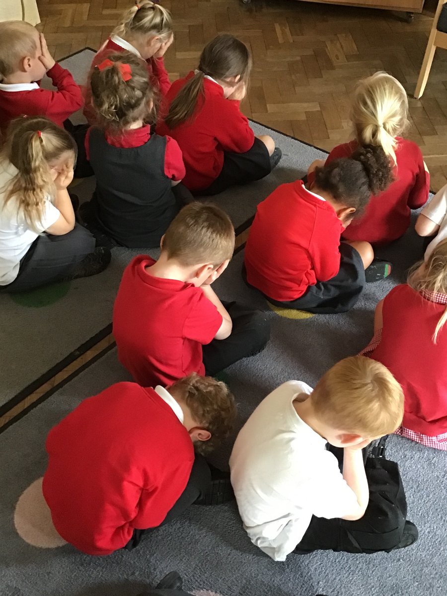 EastwayPrimary's tweet image. and it’s back……
Secret reader was a hit in @ReceptionEastw1 this afternoon. We have never read ‘The girl, the bear and the magic shoes’ before. Thank you secret reader! #secretreader