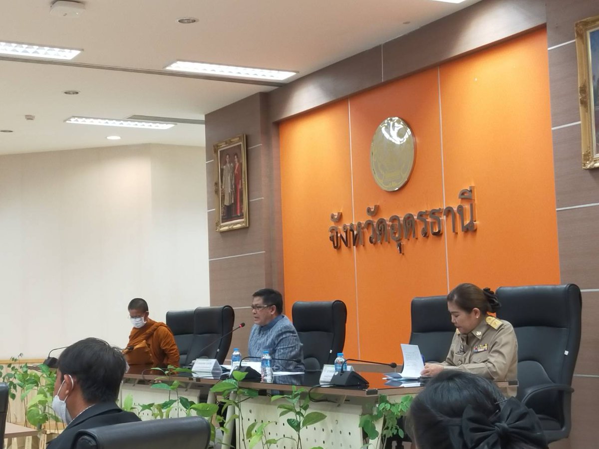 isoc_udon's tweet photo. กอ.รมน.จังหวัด อ.ด.25 ก.ย.66, 1330 ร.ต.อ.หญิงเขมิกา เกลี้ยงไธสง หน.ฝ่ายประสานความมั่นคง เข้าร่วมประชุมคณกรรมการและคณะทำงานขับเคลื่อนโครงการปลูกต้นไม้ 720,000 ต้น เฉลิมพระเกียรติพระบาทสมเด็จพระวชิรเกล้าเจ้าอยู่หัว เนื่องในโอกาสมหามงคลเฉลิมพระชนมพรรษา ครบ 6 รอบ 72 พรรษา https://t.co/WTQ5fxTwQJ