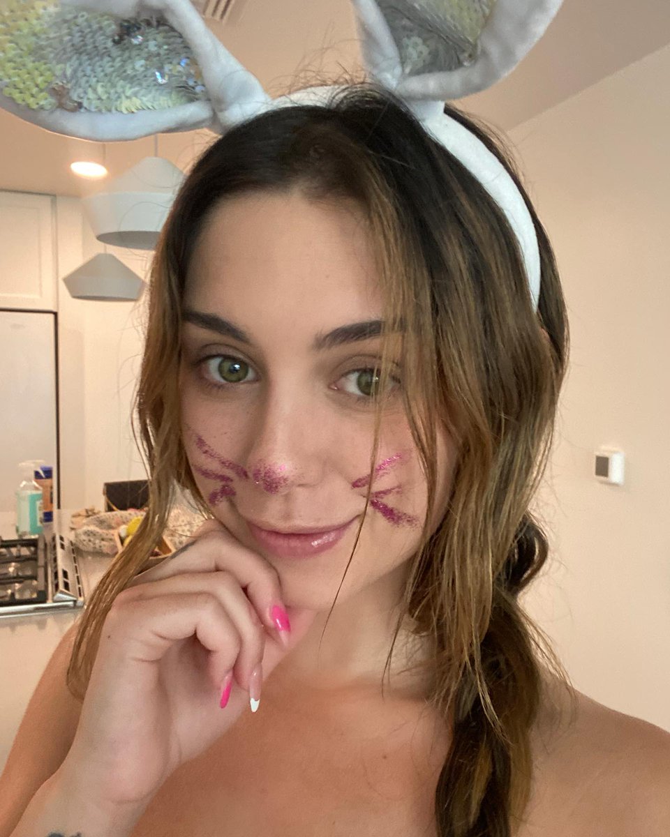 Riley Summers tweet media